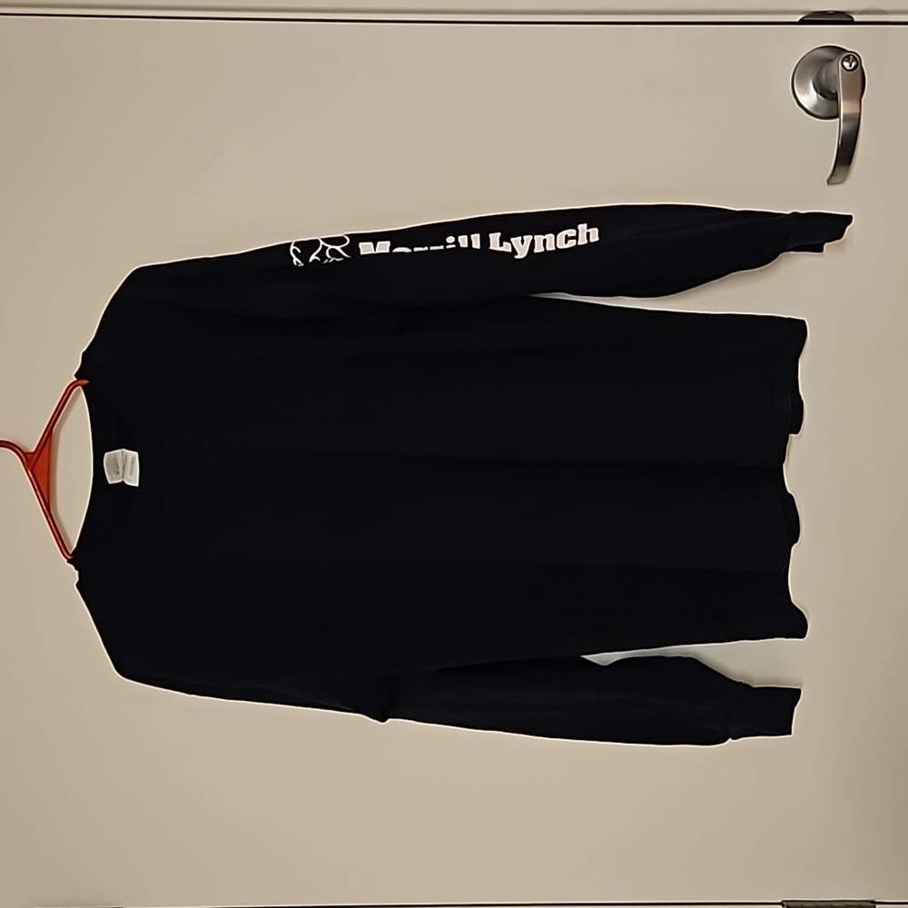 Merrill Lynch logo on arm navy blue long sleeve graphic tee Lg. Read for cond. - Picture 1 of 9